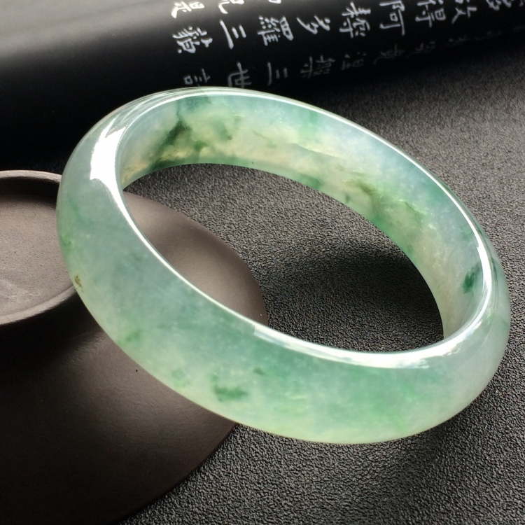 （超值推荐）冰种飘花手镯（59mm）