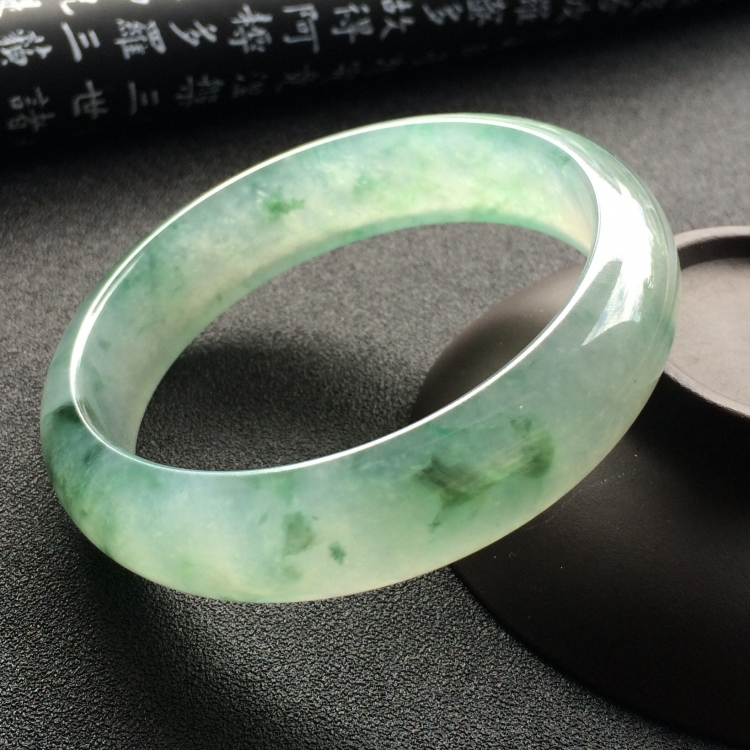 （超值推荐）冰种飘花手镯（59mm）