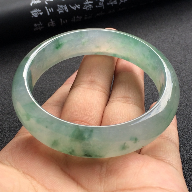 （超值推荐）冰种飘花手镯（59mm）