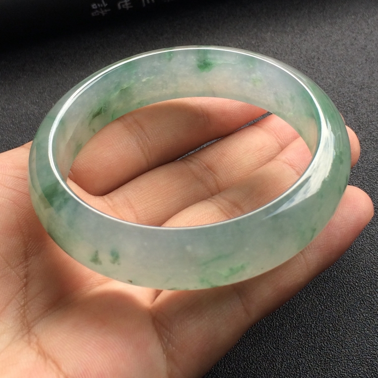 （超值推荐）冰种飘花手镯（59mm）