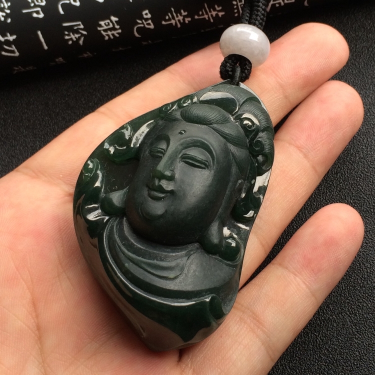 （超值推荐）冰种墨翠观音头挂件