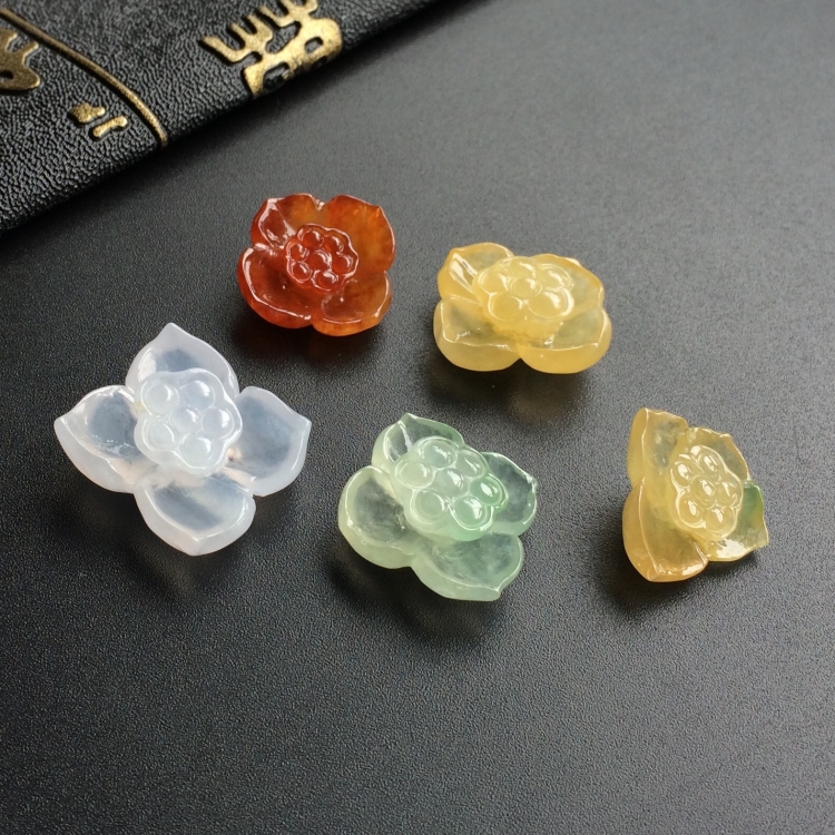 (超值推荐)冰种三彩莲花挂件(一批走)