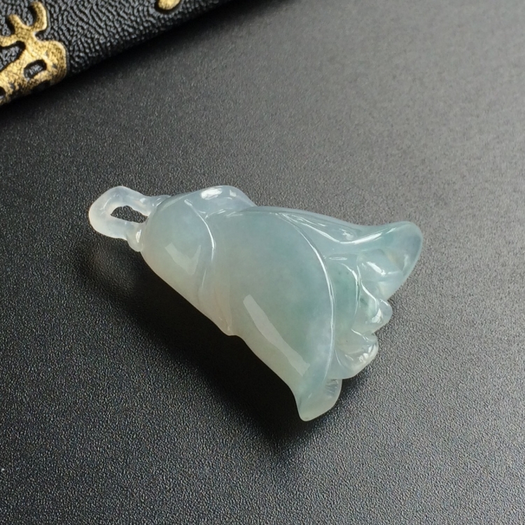 (超值推荐)糯冰种略飘花玫瑰挂件