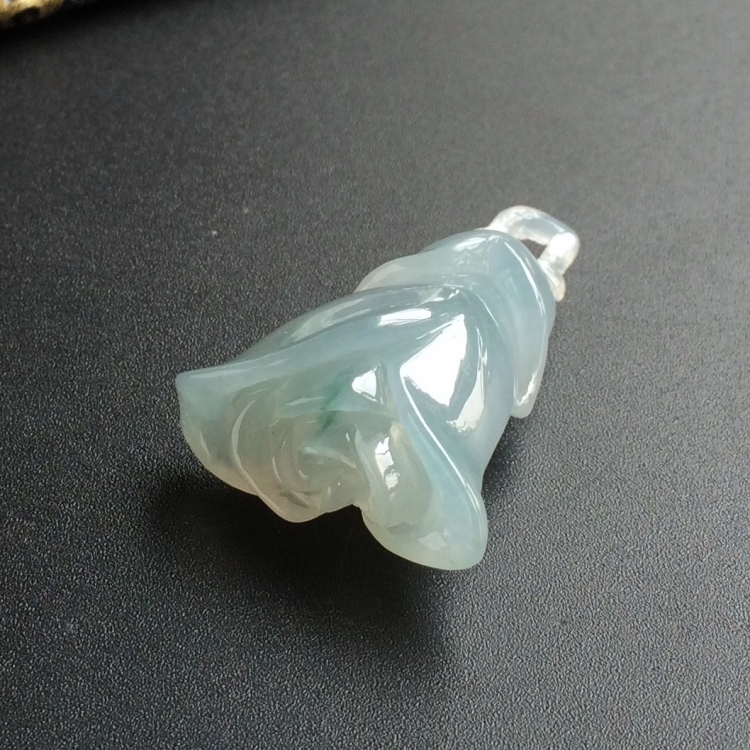 (超值推荐)糯冰种略飘花玫瑰挂件