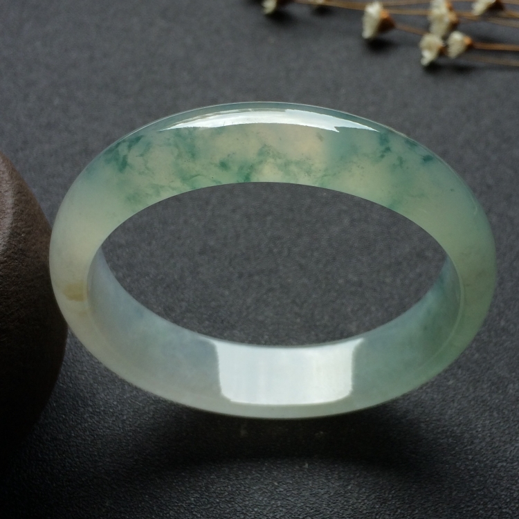 （超值推荐）冰种飘花贵妃镯（56mm-49.7mm）