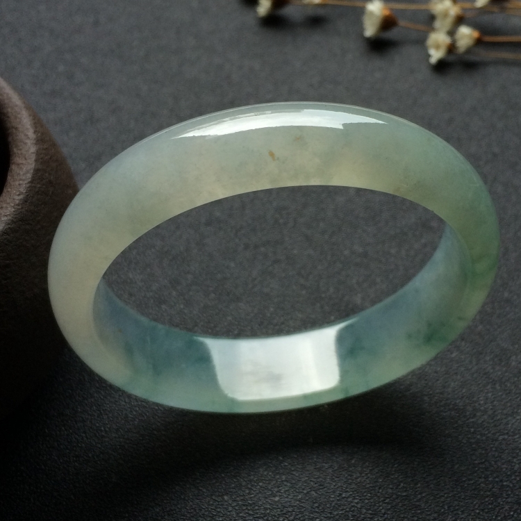 （超值推荐）冰种飘花贵妃镯（56mm-49.7mm）