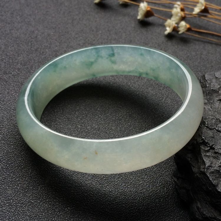 （超值推荐）冰种飘花贵妃镯（56mm-49.7mm）