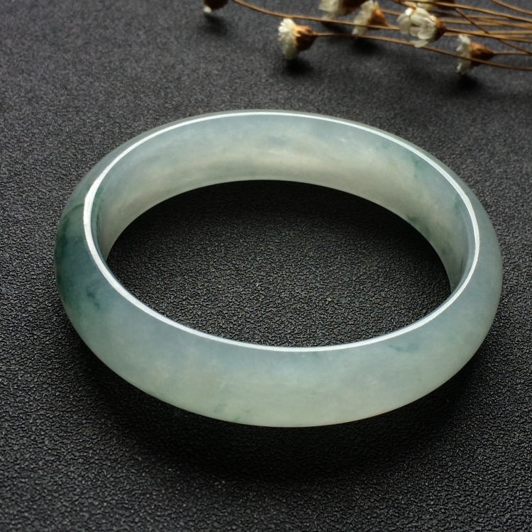 （超值推荐）冰种飘花贵妃镯（56.3mm-49.3mm）