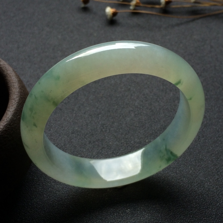 （超值推荐）冰种飘花手镯（56mm）