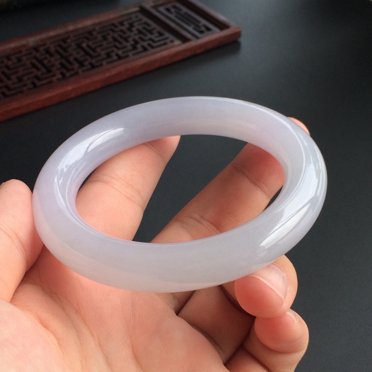 (超值推荐)糯冰种紫罗兰圆条手镯(57mm)