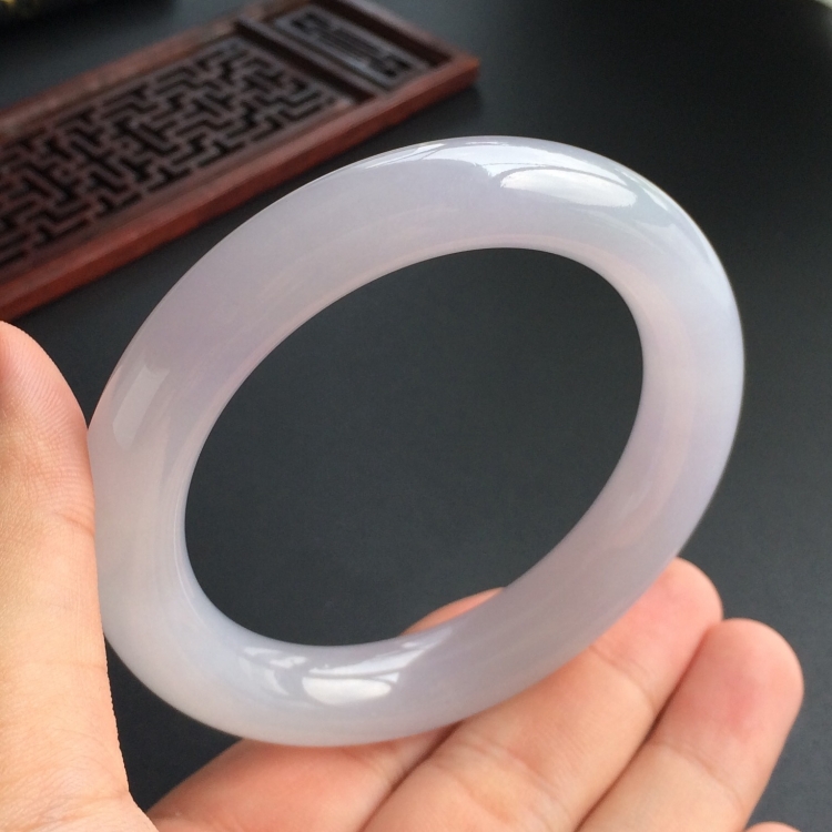 (超值推荐)糯冰种紫罗兰圆条手镯(57mm)