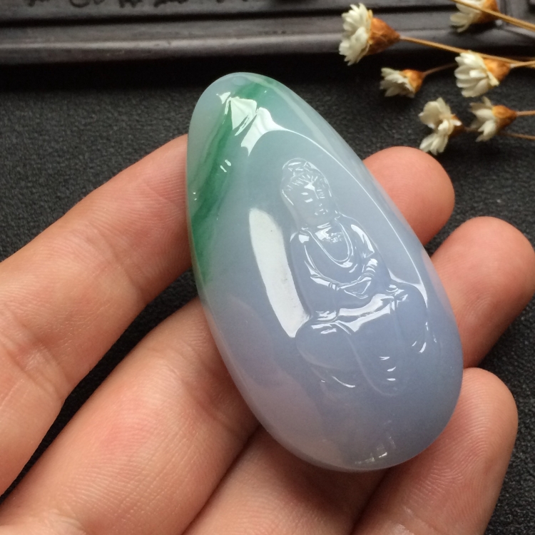 （超值推荐）（玉雕名家高松峰作品）糯冰种紫罗兰飘花观音挂件