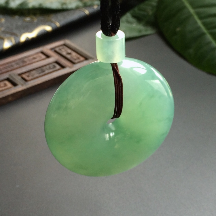 (超值推荐)糯冰种晴水略飘花平安扣挂件