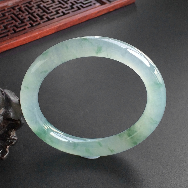 (超值推荐)冰种飘花圆条手镯(53.3mm)