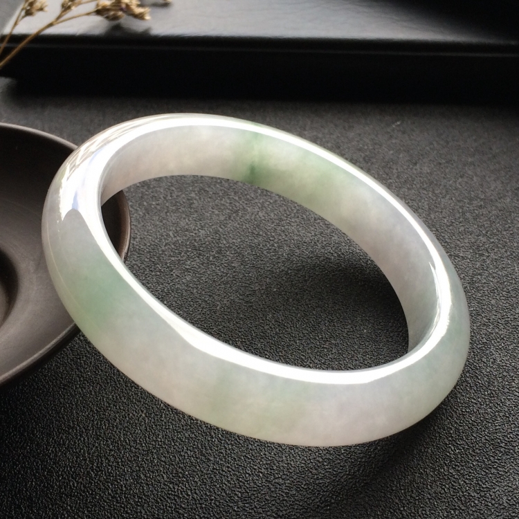 （超值推荐）糯冰种飘花手镯（58.2mm）