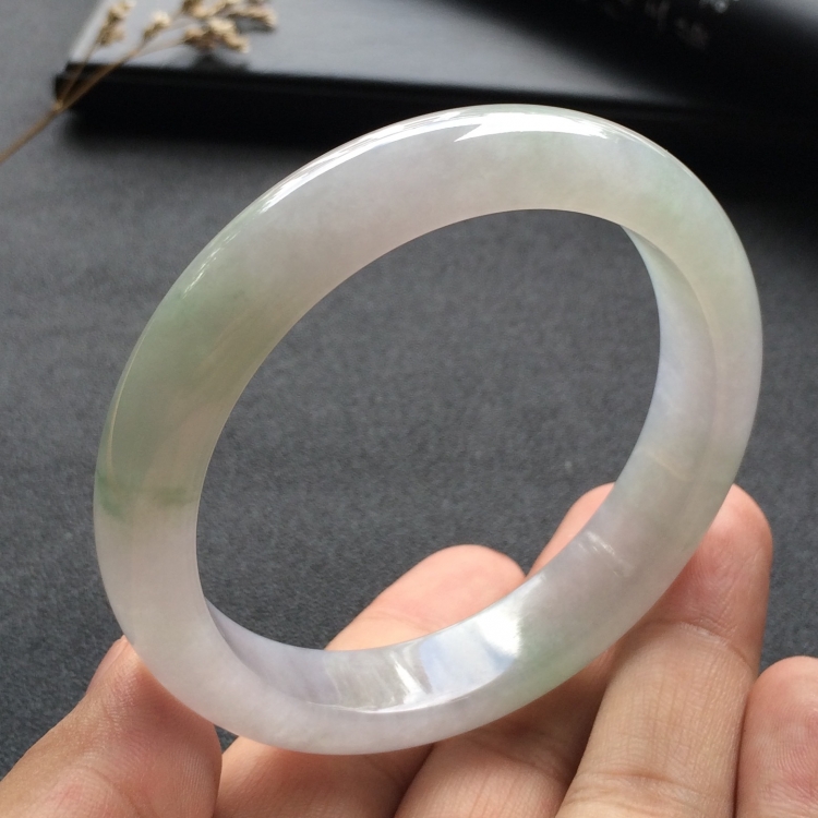 （超值推荐）糯冰种飘花手镯（58.2mm）