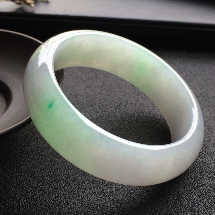 （超值推荐）糯冰种晴水淡紫罗兰手镯（53.7mm）