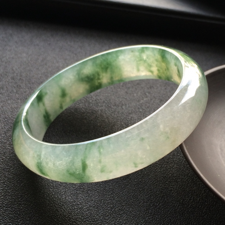 （超值推荐）冰种飘花贵妃镯（54.4mm-47.4mm）