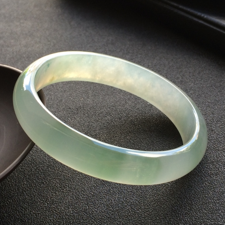 （超值推荐）冰种飘花贵妃镯（56.5mm-50.5mm）