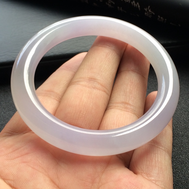 （超值推荐）糯冰种淡紫罗兰圆条手镯（55.3mm）