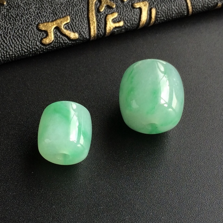 (超值推荐)糯冰种飘翠路路通挂件(一对)