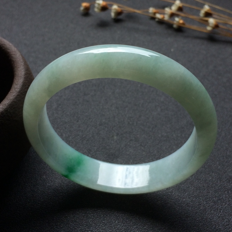 （超值推荐）糯冰种飘翠手镯（58.3mm）
