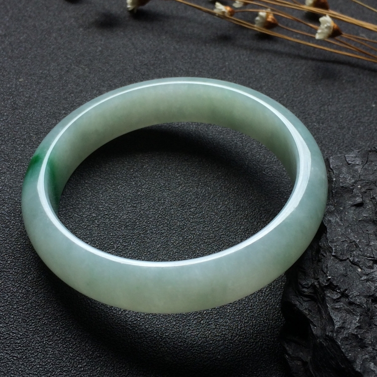 （超值推荐）糯冰种飘翠手镯（58.3mm）