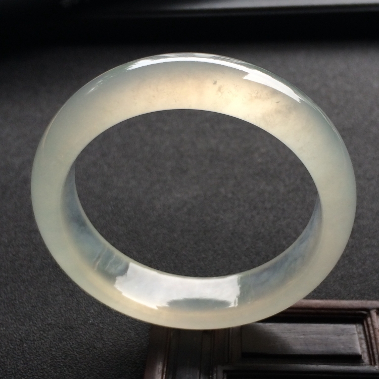 （超值推荐）冰种淡晴水手镯（55.3mm）