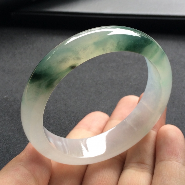 （超值推荐）糯冰种飘花手镯（57.6mm）
