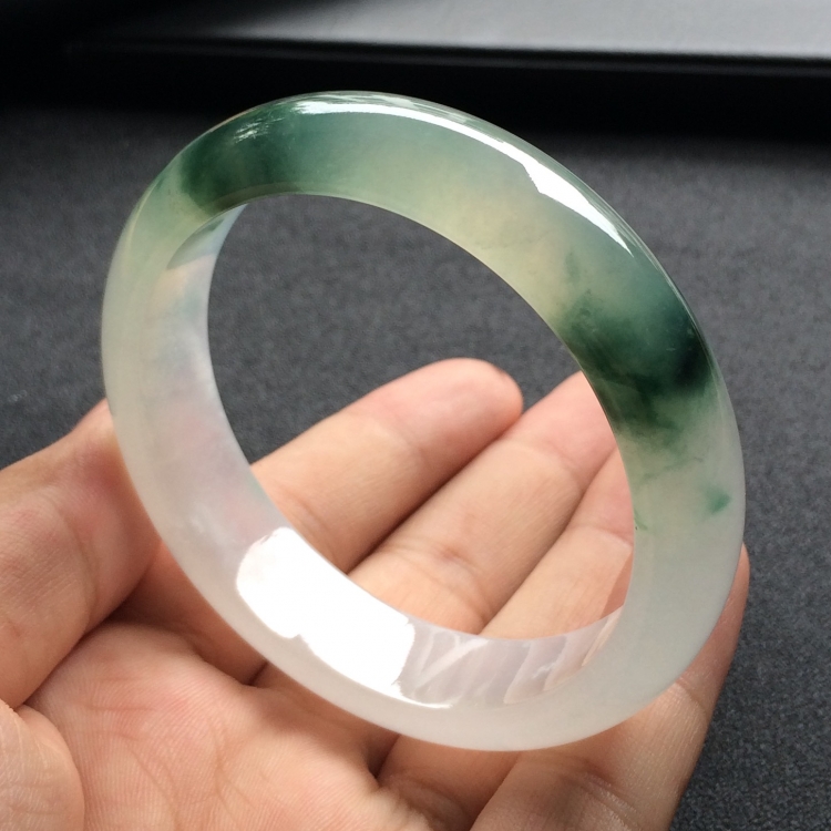（超值推荐）糯冰种飘花手镯（57.6mm）
