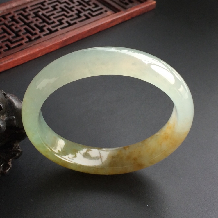 (超值推荐)冰种晴水黄翡贵妃镯(57.1mm-50mm)