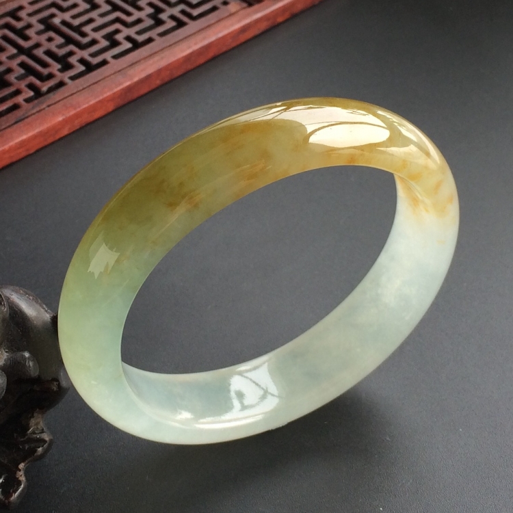 (超值推荐)冰种晴水黄翡贵妃镯(57.1mm-50mm)