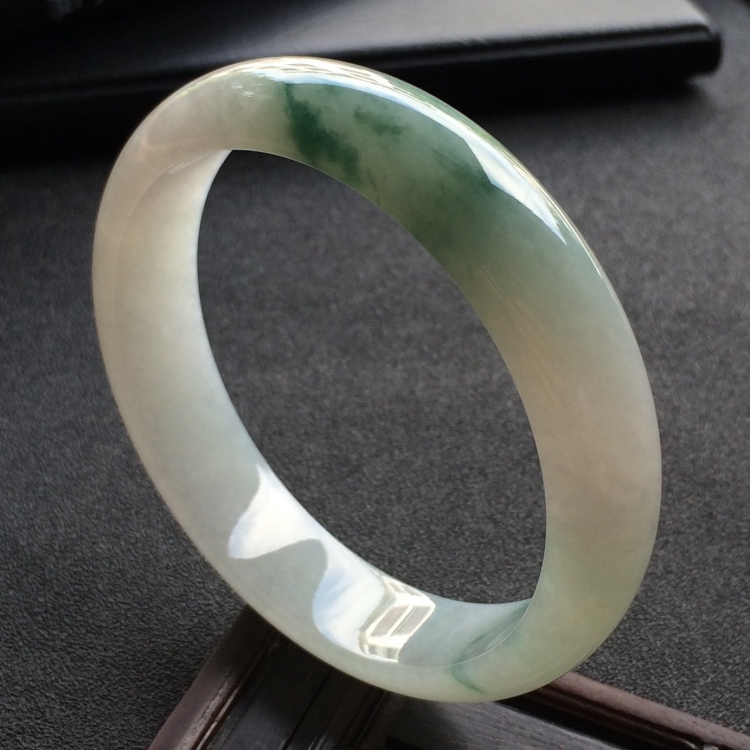 （超值推荐）糯冰种飘花手镯（57.3mm）