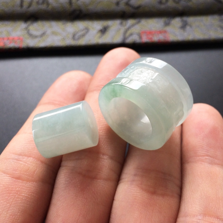 糯冰种飘花六字箴言路路通挂件