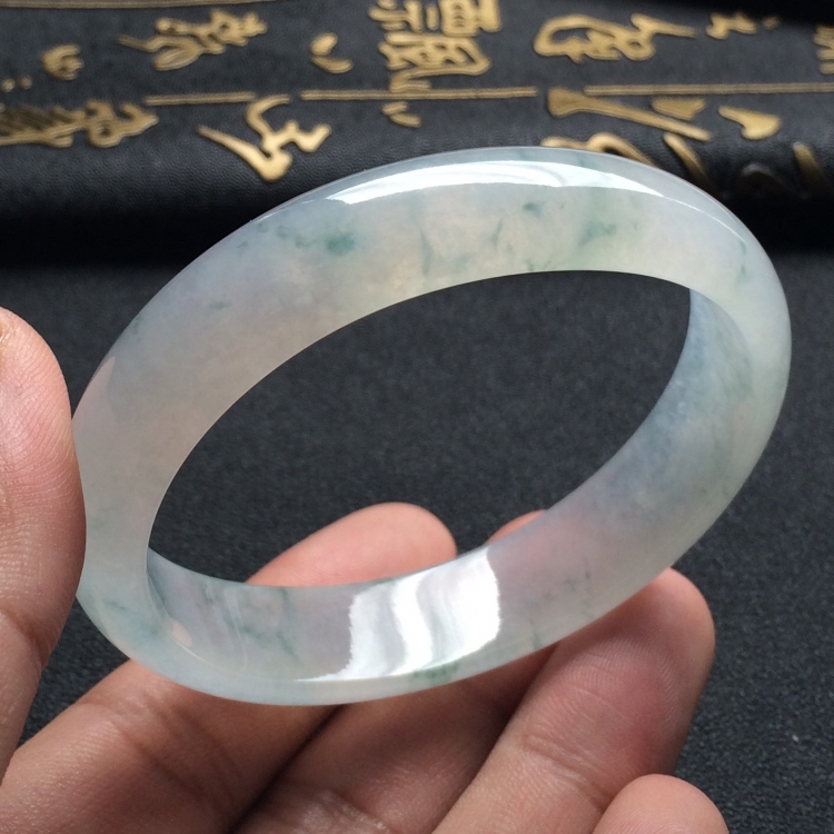 （超值推荐）冰种飘花贵妃镯（56.8mm-50mm）