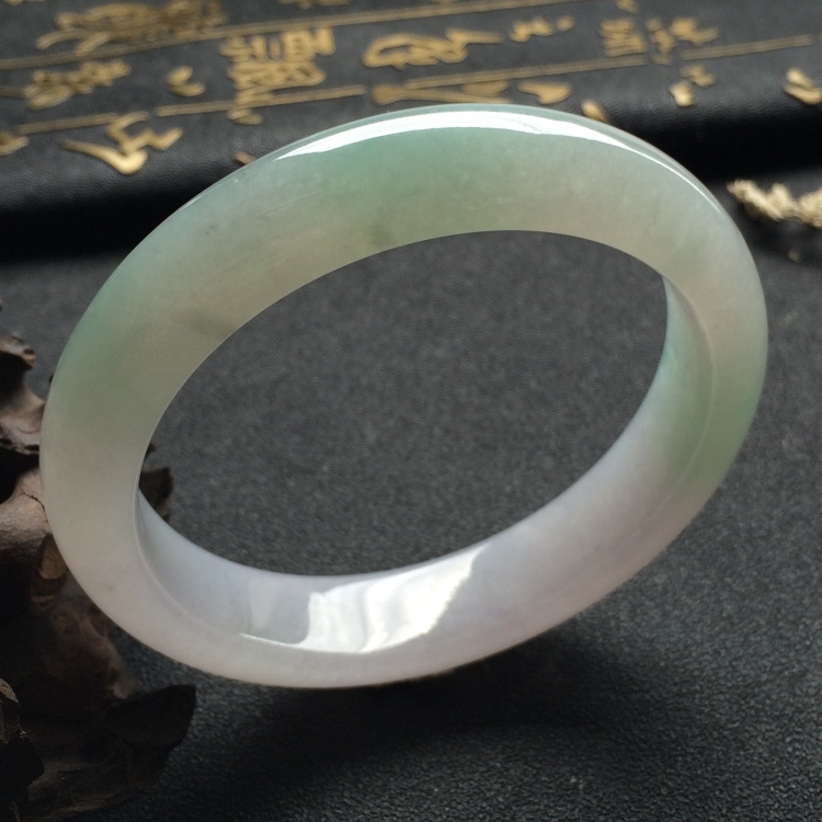 （超值推荐）糯冰种晴水手镯（56.8mm）