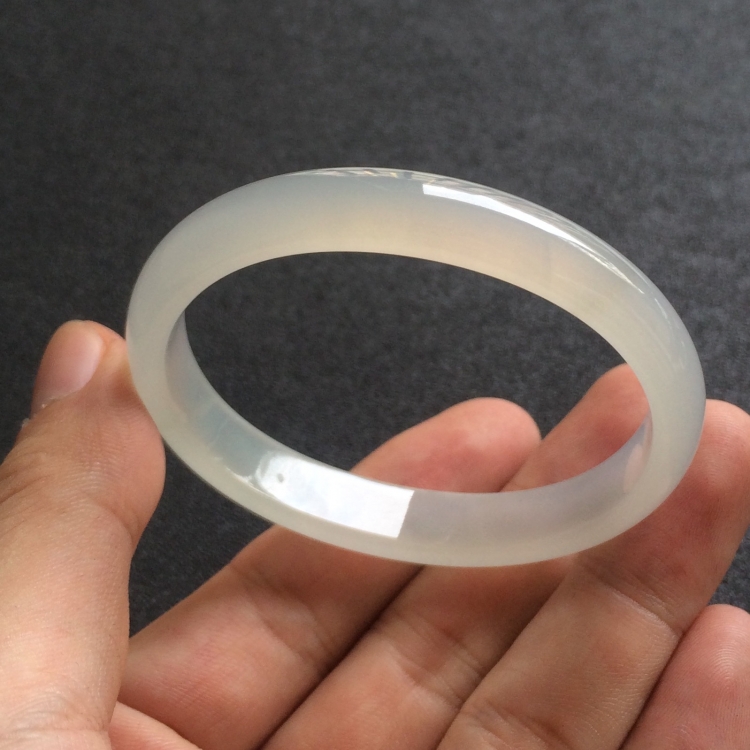 （超值推荐）冰种晴水贵妃镯（54.4mm-48.7mm）