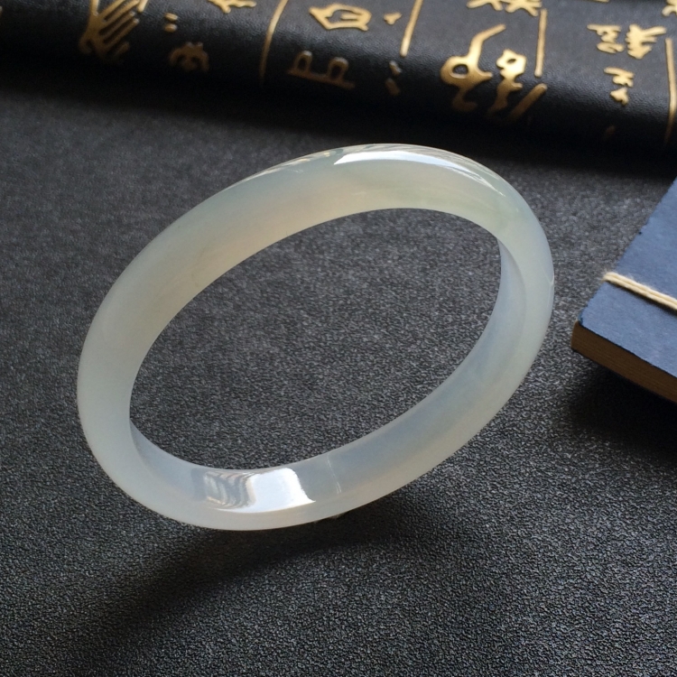 （超值推荐）冰种晴水贵妃镯（54.4mm-48.7mm）