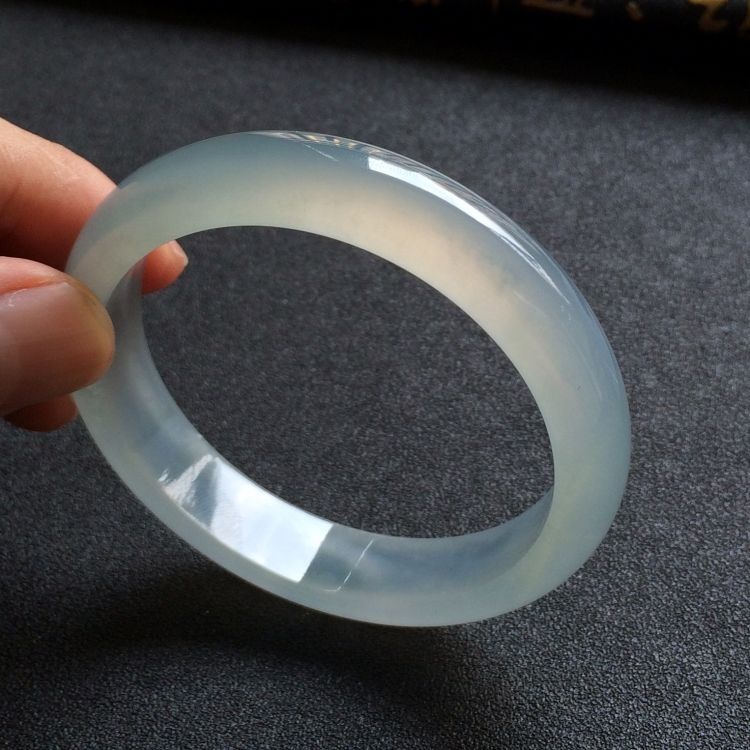 （超值推荐）冰种晴水手镯（56mm）