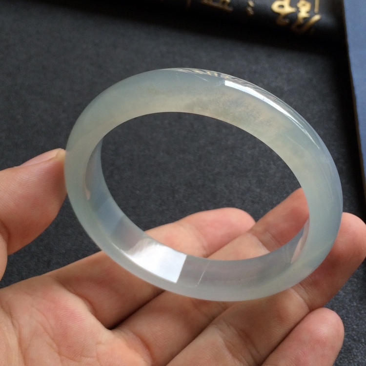 （超值推荐）冰种晴水手镯（56mm）