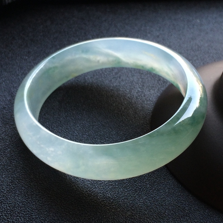（超值推荐）冰种飘花贵妃镯（56.2mm-50.2mm）