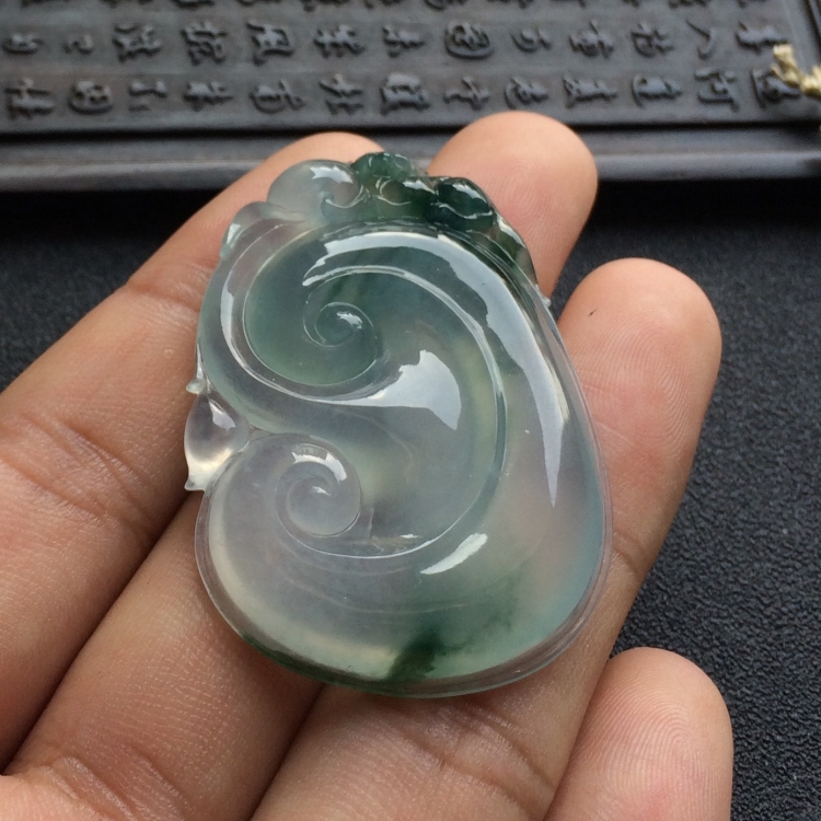 （超值推荐）冰种飘花如意挂件