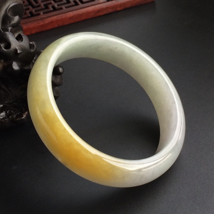 (超值推荐)糯冰种黄翡手镯(57.7mm)
