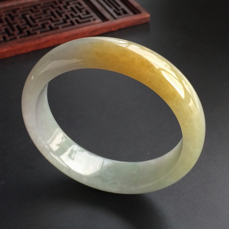 (超值推荐)糯冰种黄翡手镯(57.7mm)
