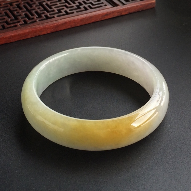 (超值推荐)糯冰种黄翡手镯(57.7mm)