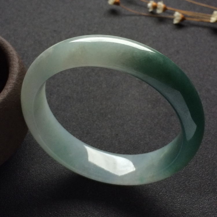 （超值推荐）糯冰种晴水手镯（58.2mm）