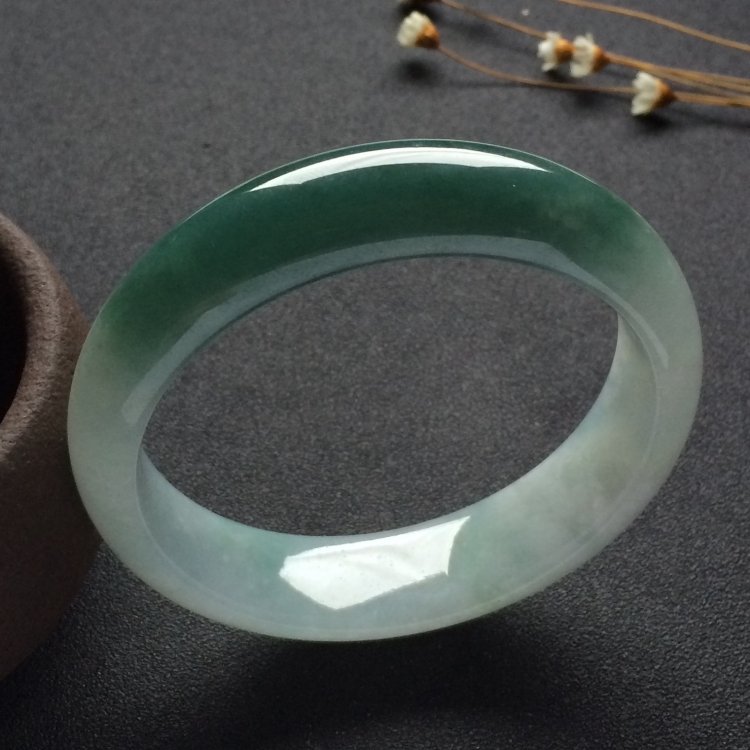 （超值推荐）糯冰种晴水手镯（58.2mm）