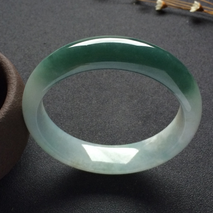 （超值推荐）糯冰种晴水手镯（59mm）