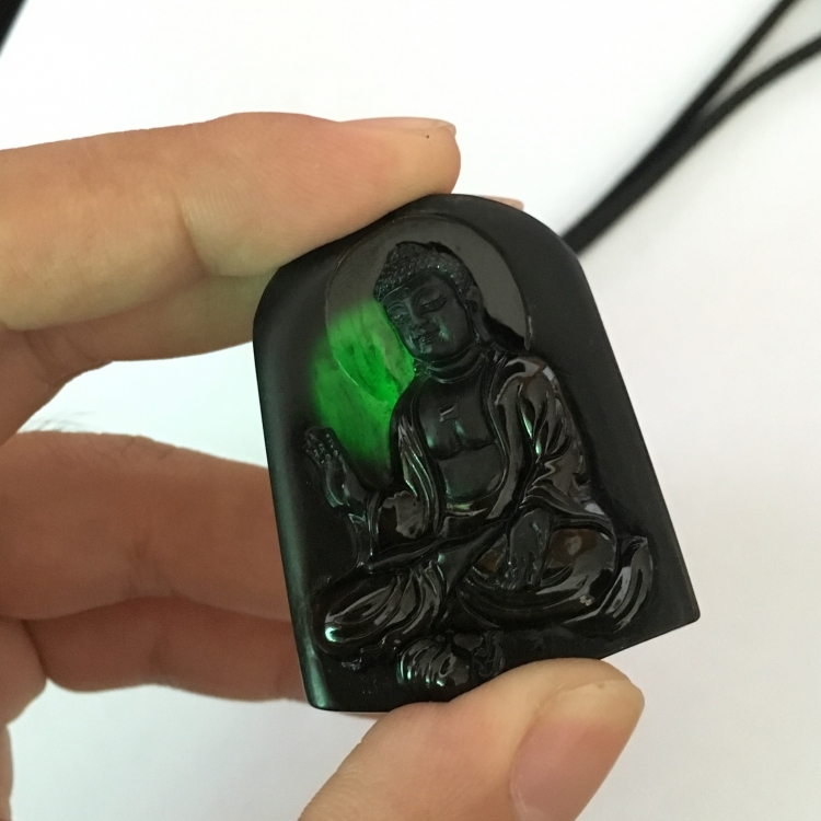 (超值推荐)糯冰种墨翠释迦牟尼挂件