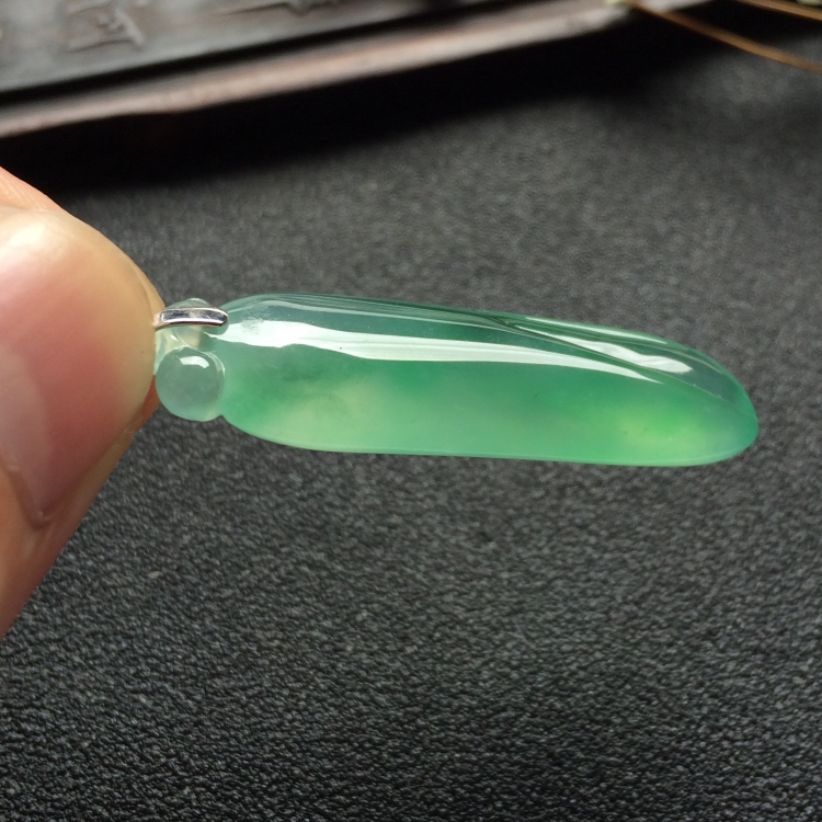 （超值推荐）冰种绿晴水福瓜挂件
